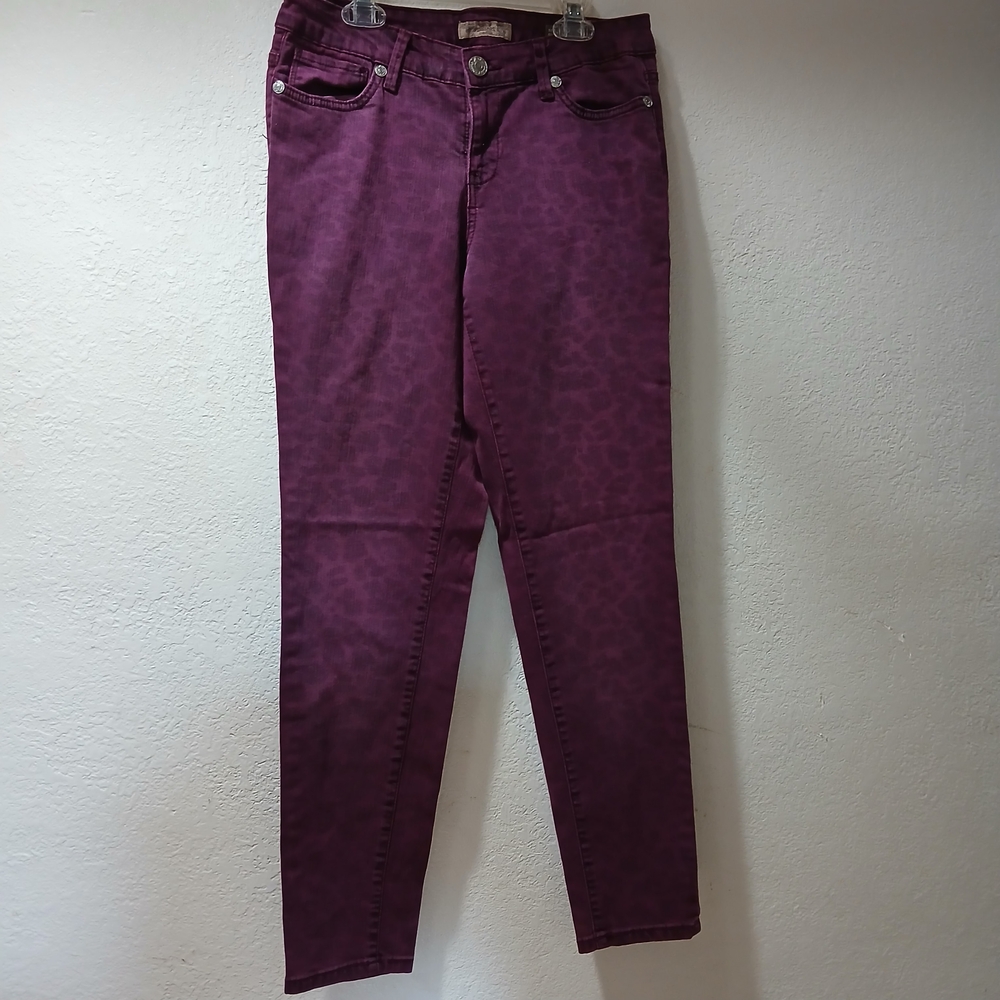 nine west vintage america 6/28Purple Leopard Print Skinny Jeans